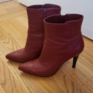 Nine West leather red booties size 6 1/2